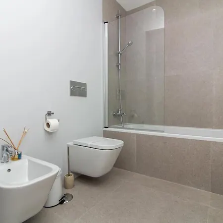 Apartament Panoramic E - Rooftop Pool & Sea View