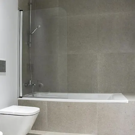 Panoramic E - Rooftop Pool & Sea View Apartment *
