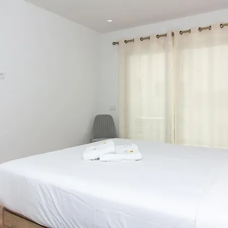 Panoramic E - Rooftop Pool & Sea View Apartment Albufeira
